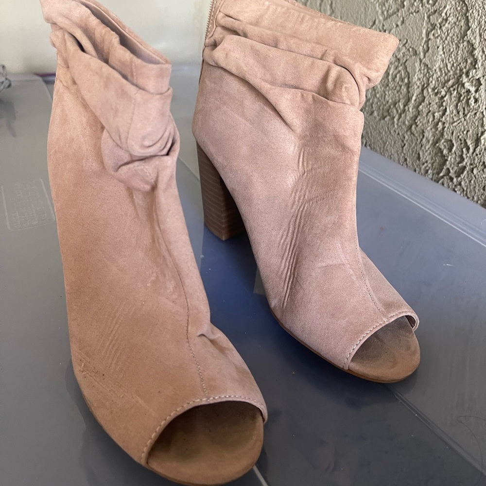 Chinese laundry booties